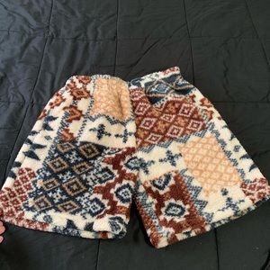 Urban outfitters men’s Sherpa shorts